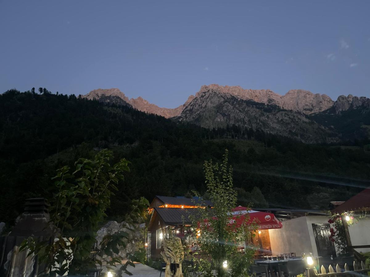 Bujtina Izet Selimaj Hotel Valbonne Exterior foto